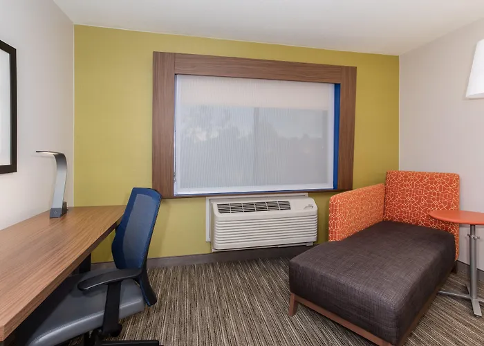 Sleep & Asu Campus Hotel