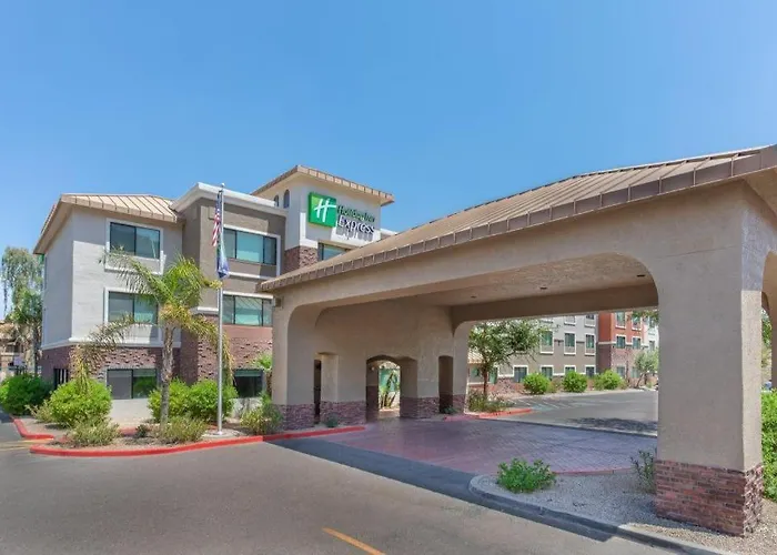 Sleep & Asu Campus Hotel 3*